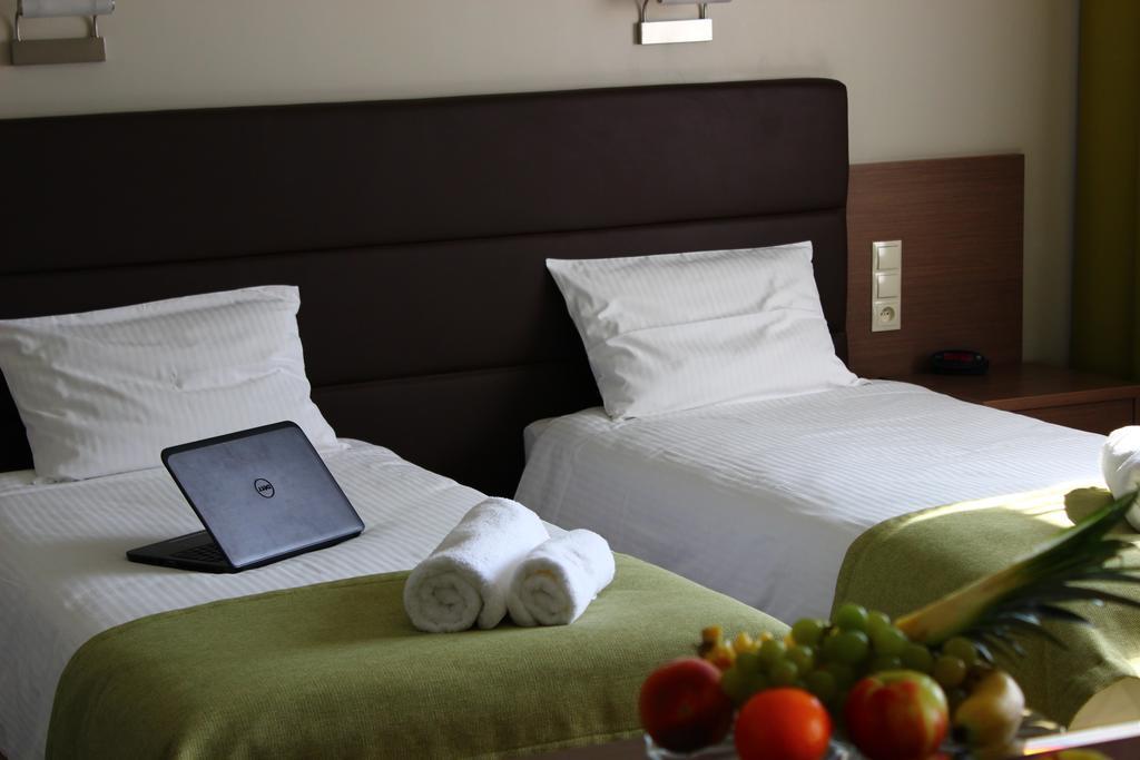 Hotel Pod Debem Tarnau Zimmer foto