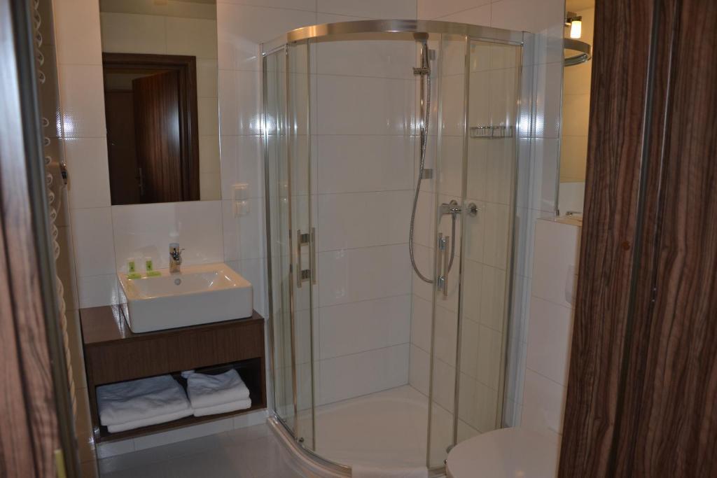 Hotel Pod Debem Tarnau Zimmer foto