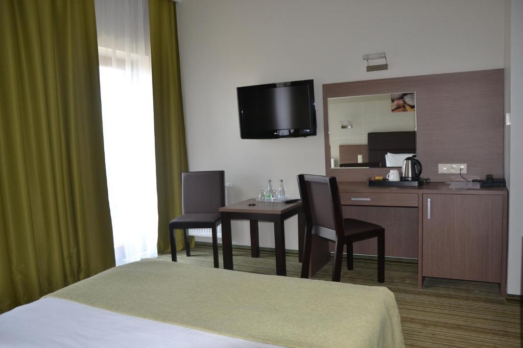 Hotel Pod Debem Tarnau Zimmer foto